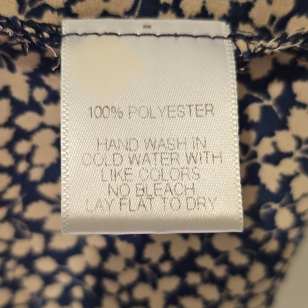 Harlowe & Graham Navy Floral Ruffle Neck Tunic Blouse Size L Boho Romantic Boho - Picture 9 of 11